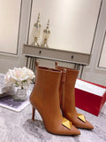 Women Boots E585706