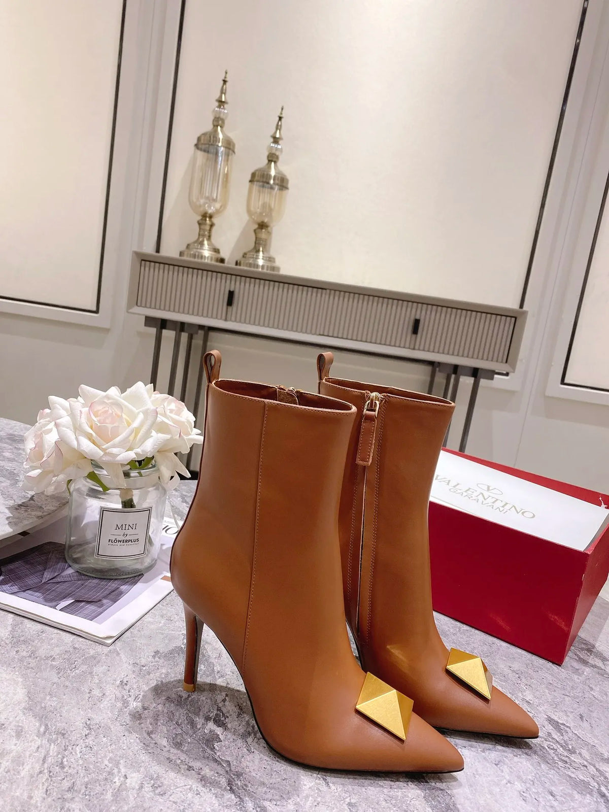 Women Boots E585706