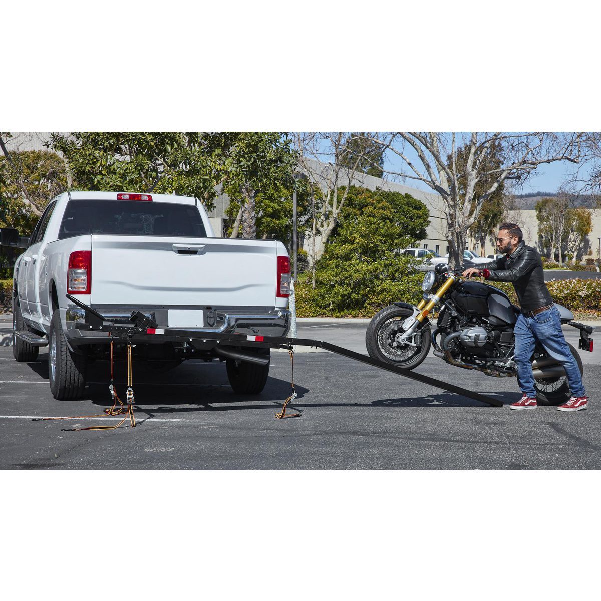 600 lb. Capacity Motorcycle Carrier J478