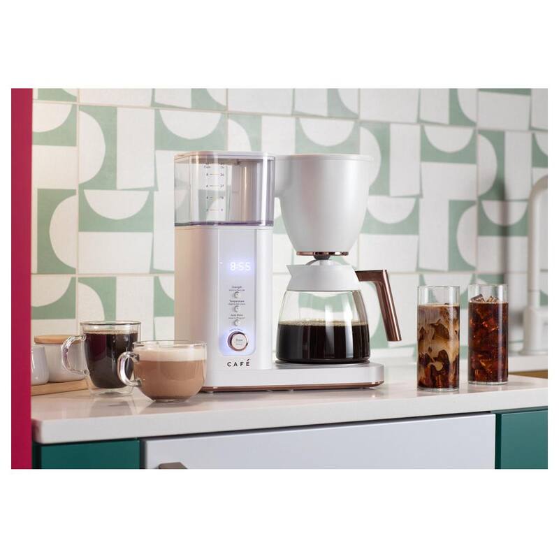 Matte White 10 Cup Drip Coffee Maker with Glass Carafe D104