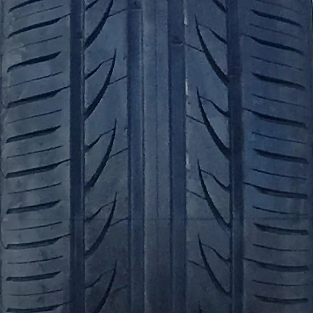Set of 4 225/55ZR18 All Season Ultra High Performance Tire R5264