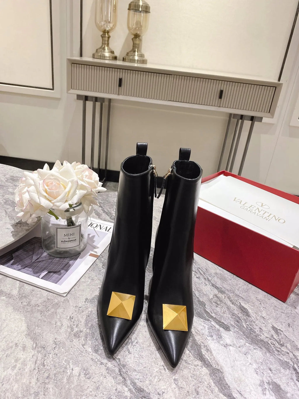 Women Boots E585706