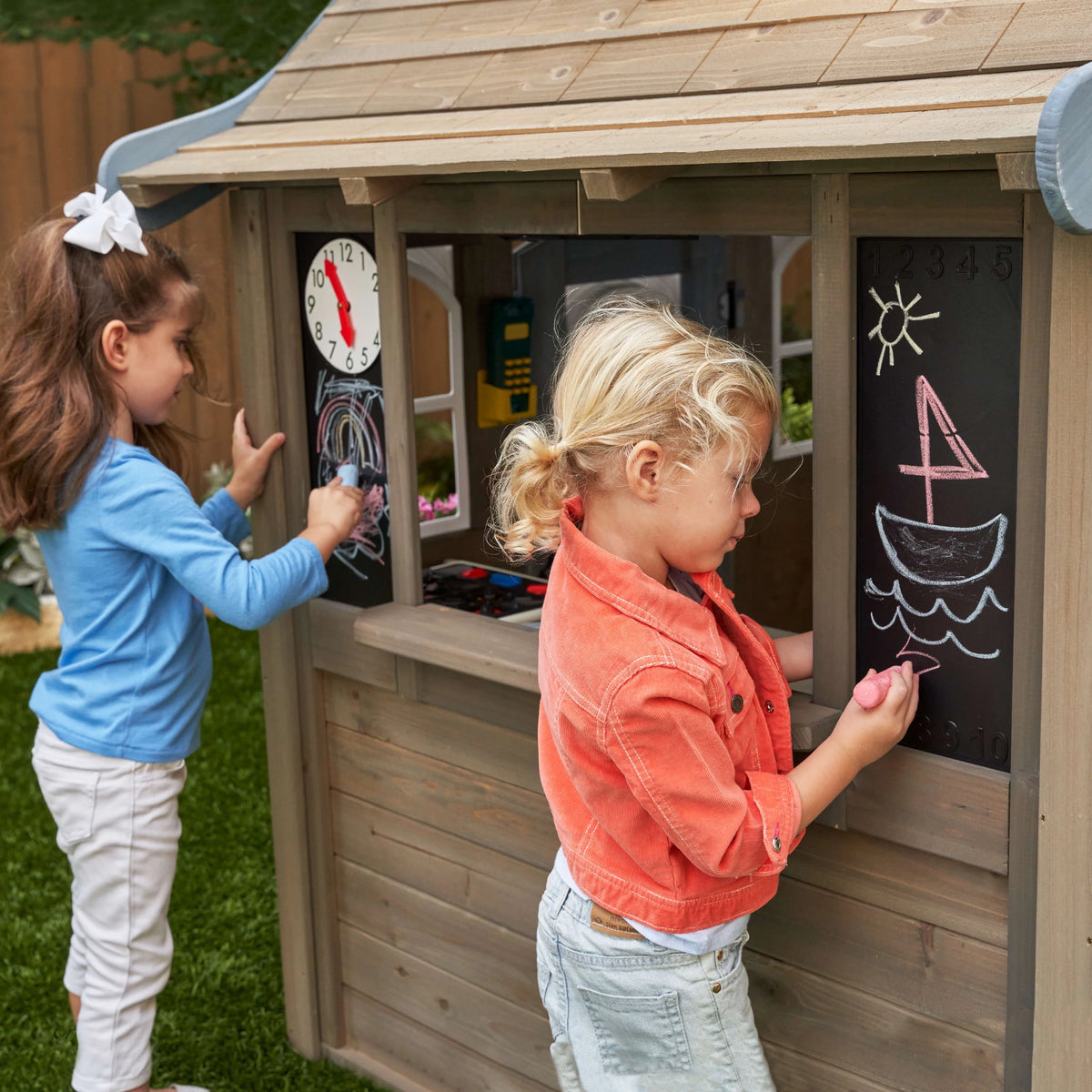 Wooden Outdoor Playhouse with Kitchen D6221