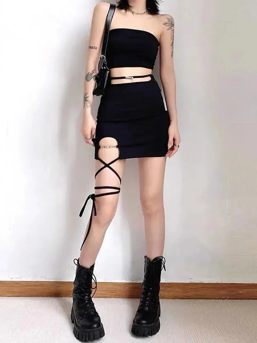 Mini Leg Strap Skirt Y680