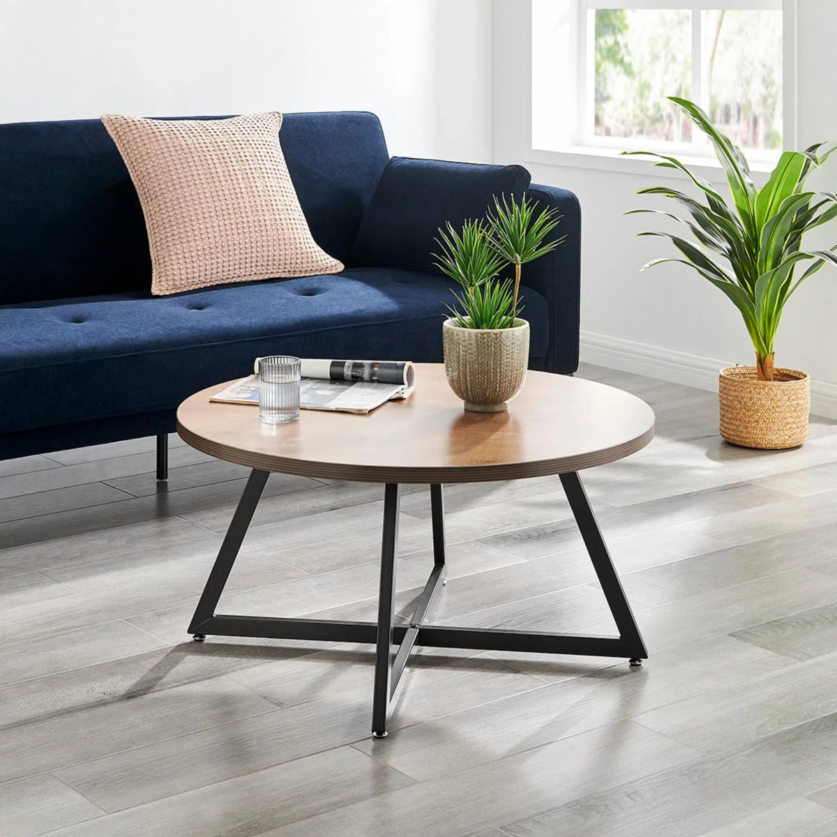 Round Wood Coffee Table H377