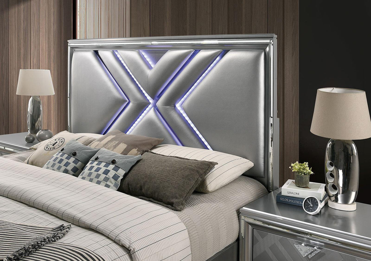 Silver Solid Wood King Bedroom Set 5pcs A53448