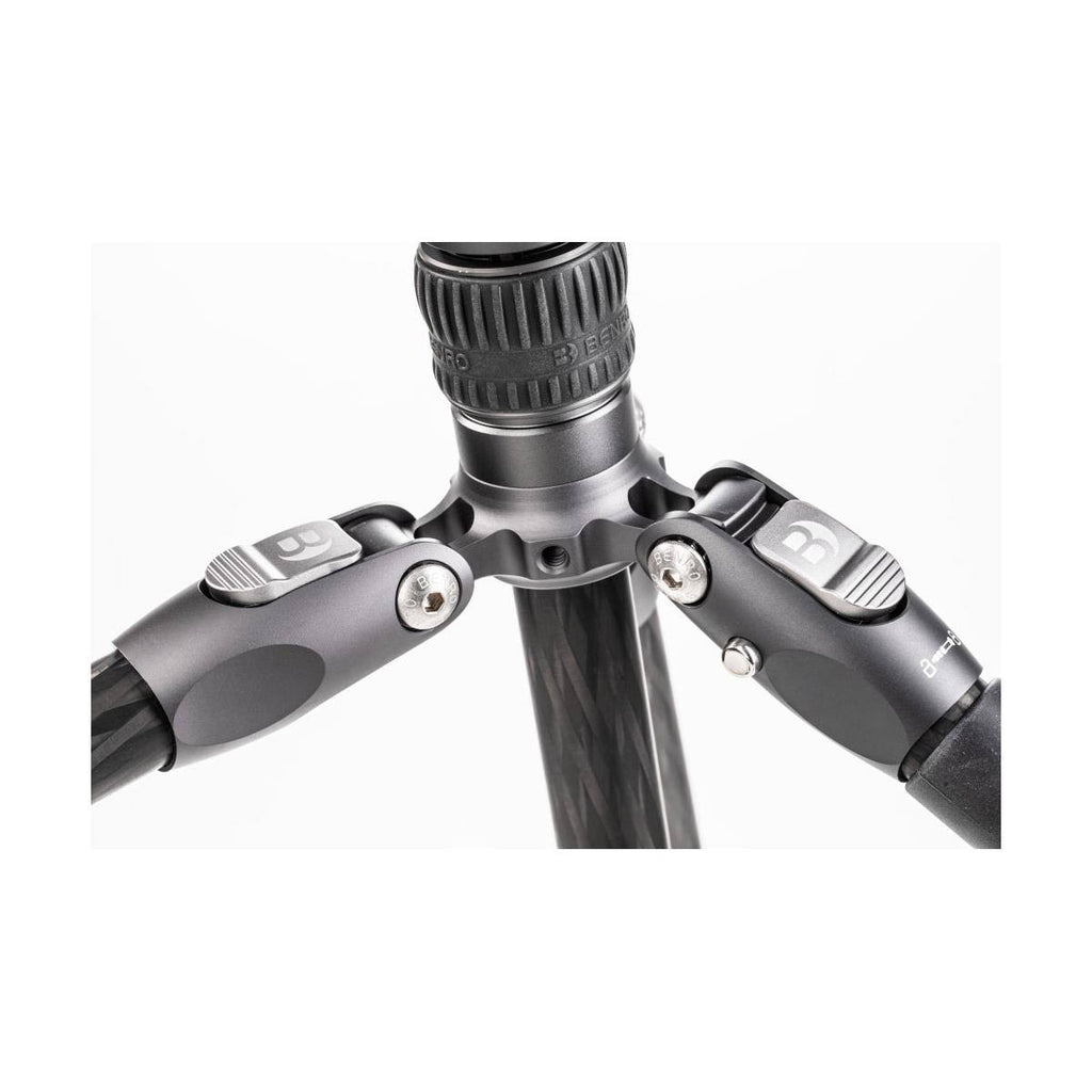 Carbon Fiber Travel Tripod with VX20 Head K84052