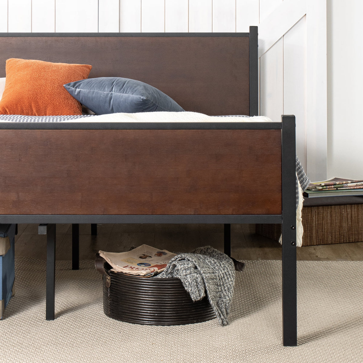 Queen Bamboo and Metal Platform Bed Frame R34983