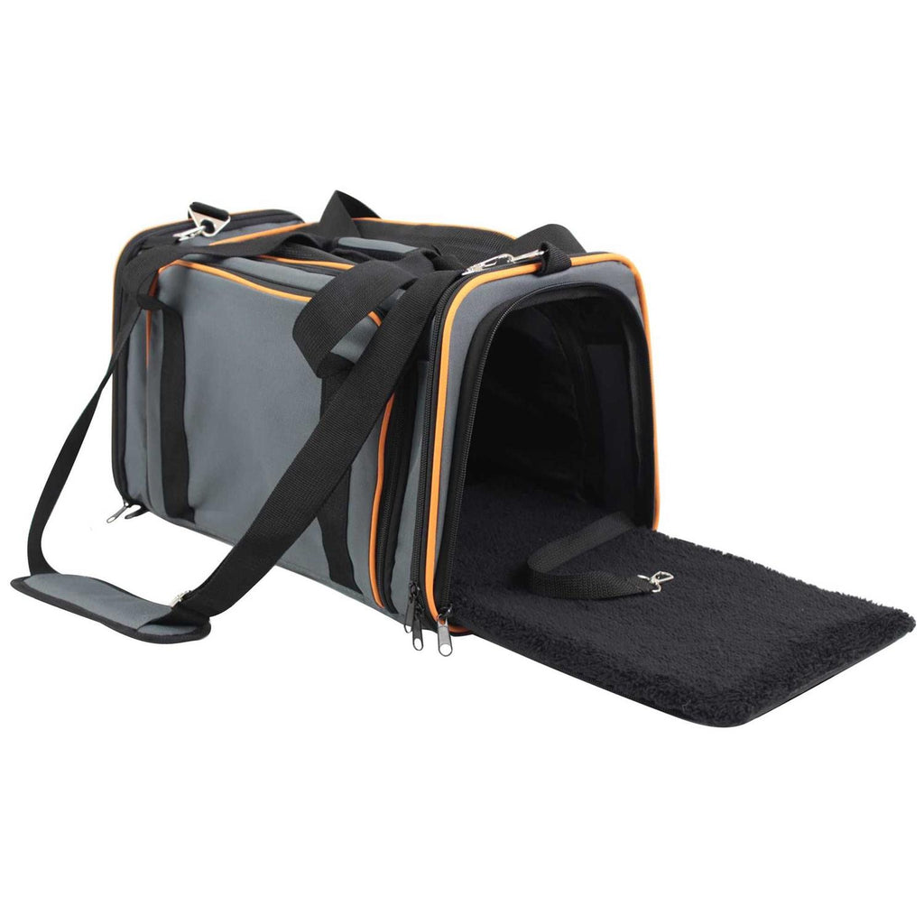 Expandable Soft Pet Carrier F84864