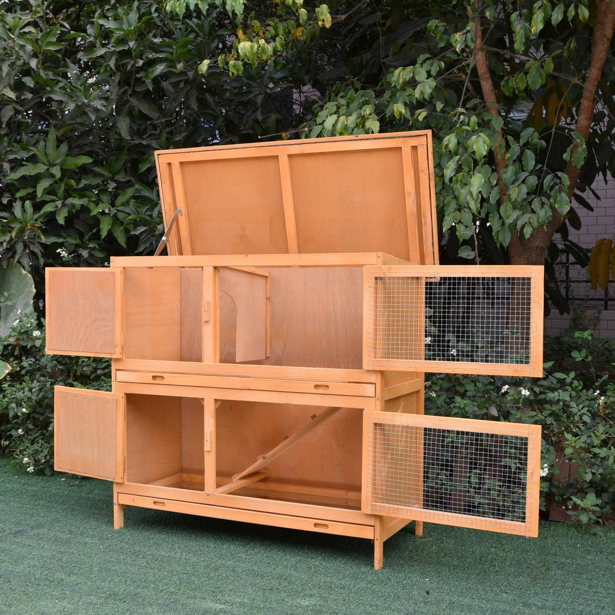 Solid Wood Rabbit Hutch P406