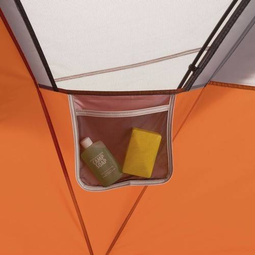 16' x 9' Dome Tent Sleeps 9 O455