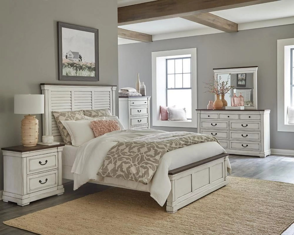 Queen Panel Bed White Z568217