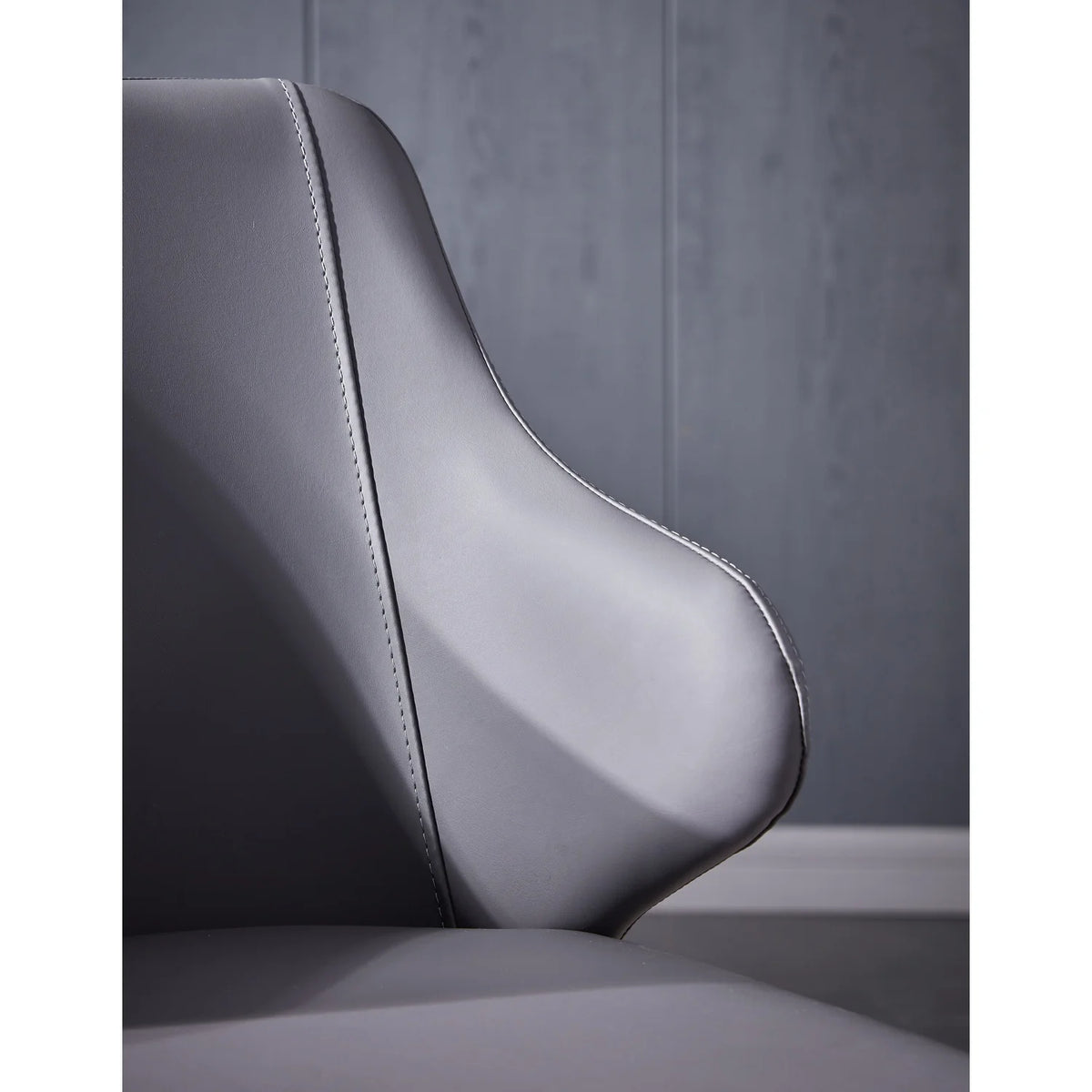 Grey Dining Chair D772324